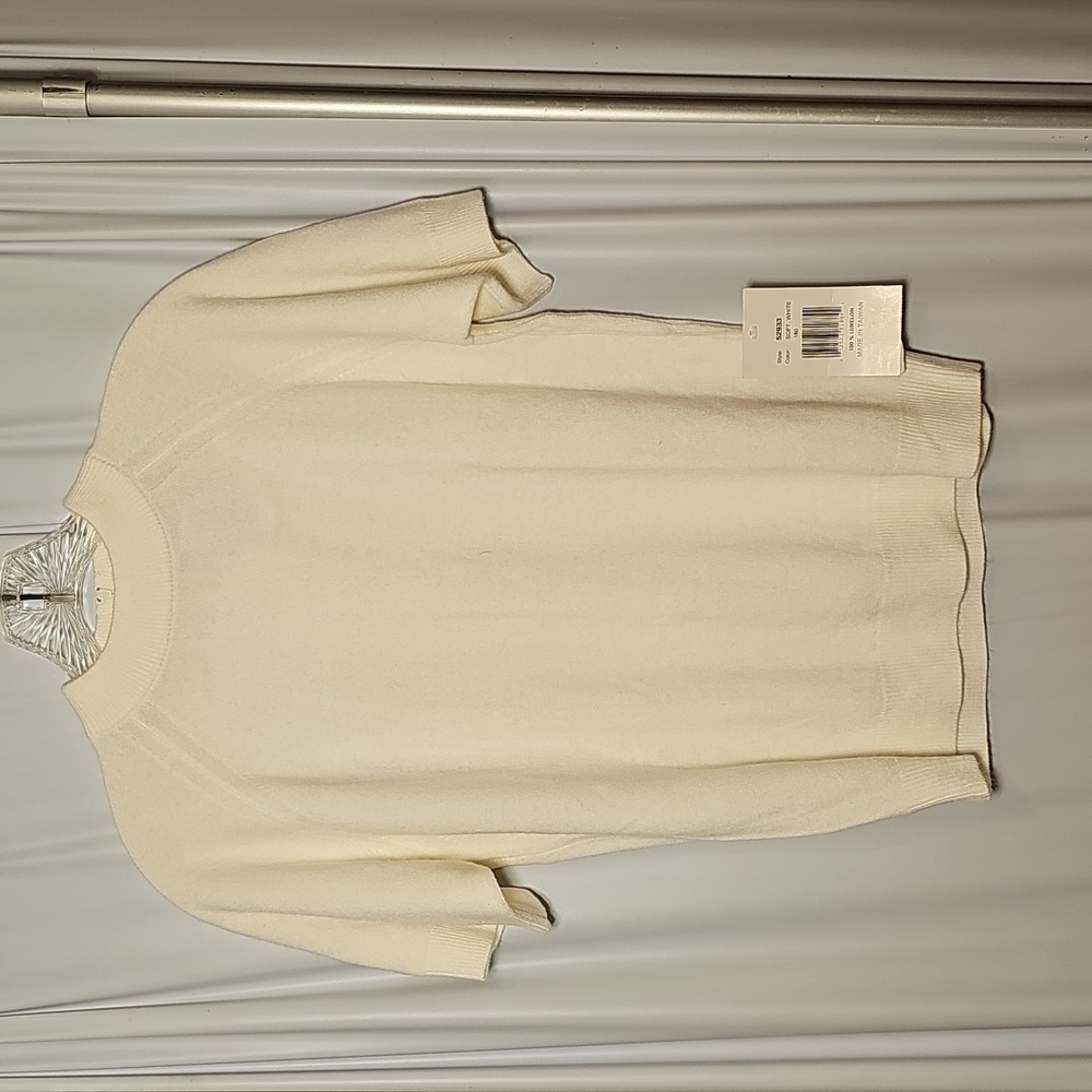 NWT Designers Originals Luxelon Acrylic Soft Off-White Mock Short Sleeve Sweater